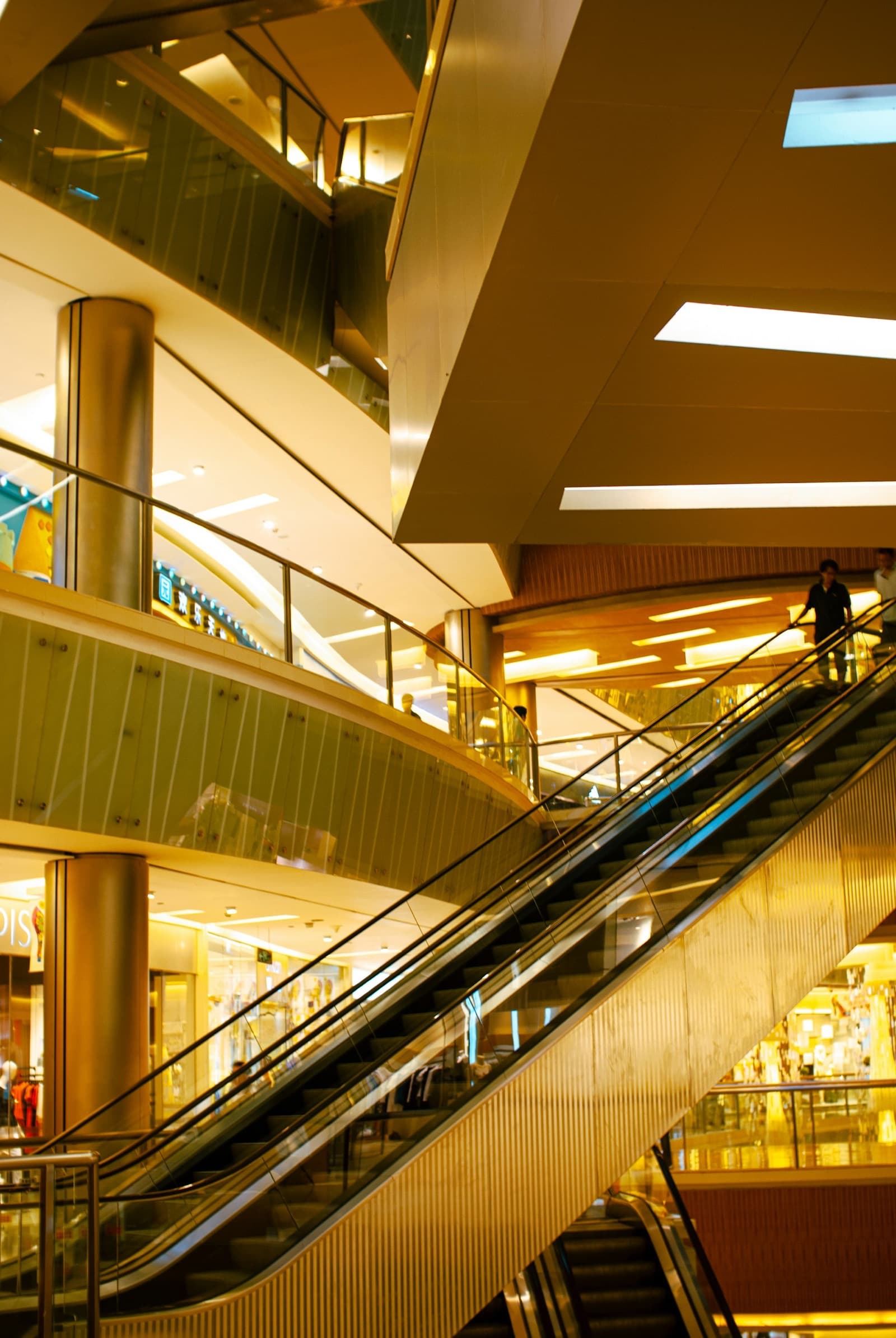 Retail security officer preventing loss in a store